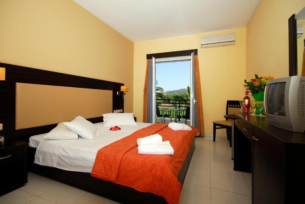 Hotel Denny'S Inn Alimos Room photo